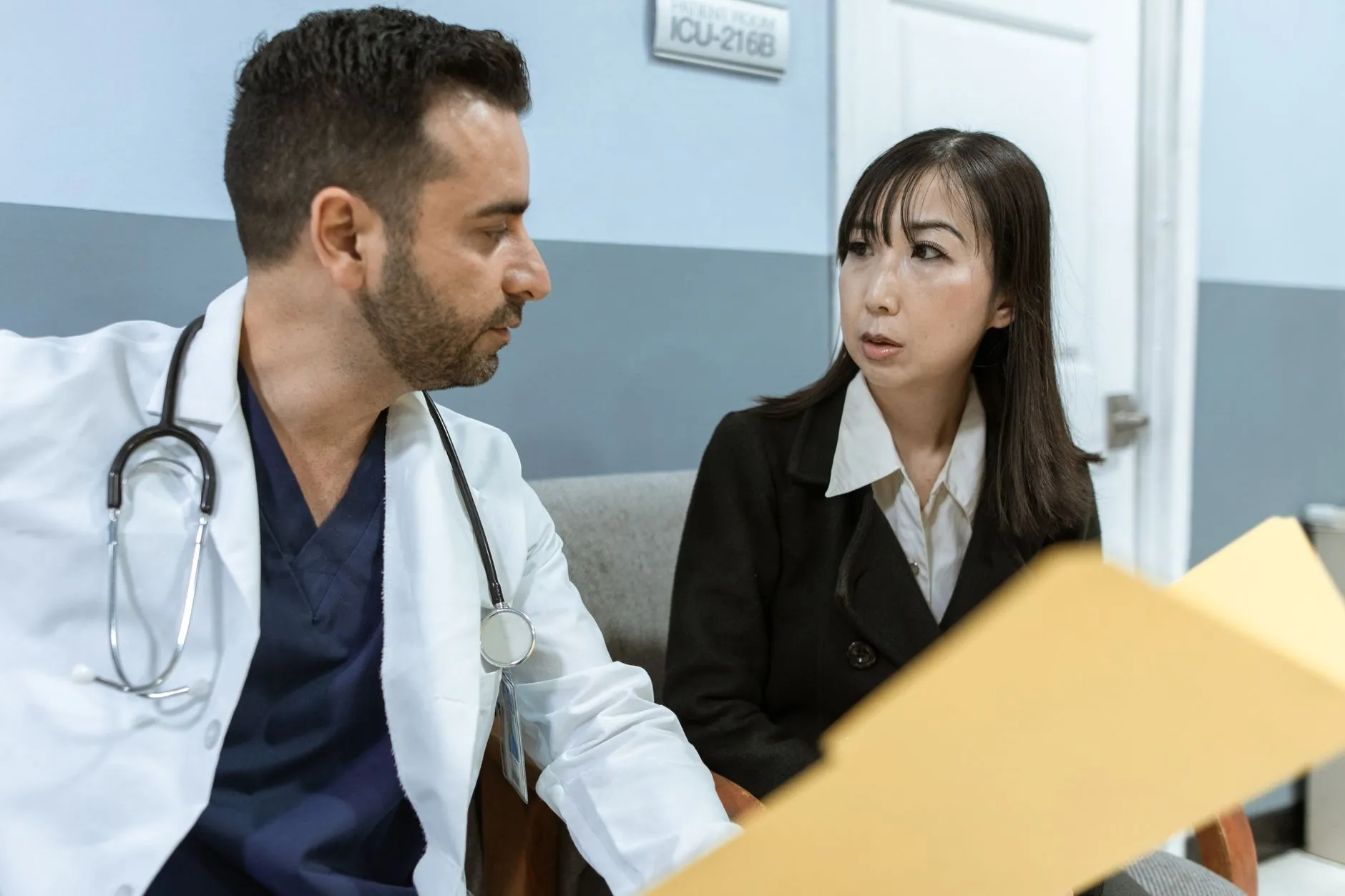工业设备拍卖平台技术演进：从线下举牌到全流程数字化竞拍